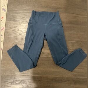 Lululemon Athletica iron blue align with pockets